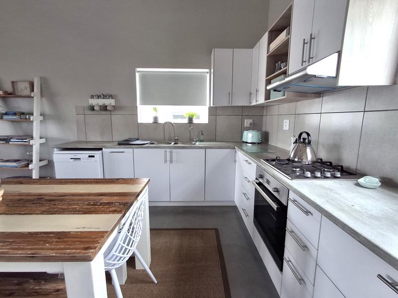 2 Bedroom Property for Sale in Britannia Bay Western Cape